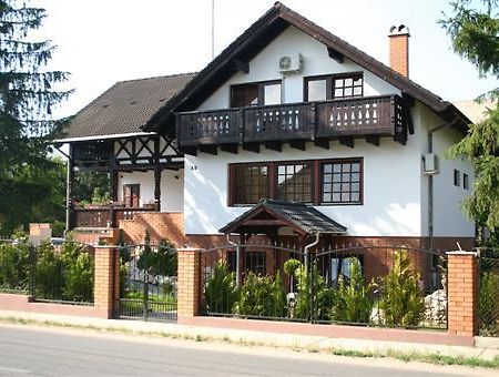 Dunakanyar Bed & Breakfast Göd Exteriér fotografie